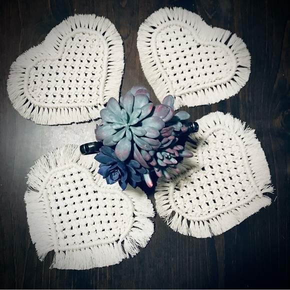 Beautiful BÖHÖ Handmade Heart Shaped Macrame Coaster by Laney> @soul_embellish - Picture 11 of 16